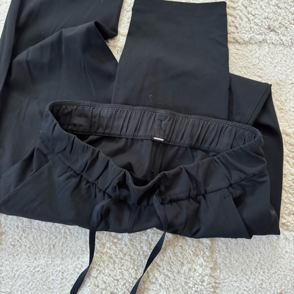 Lululemon Black Straight Leg Joggers